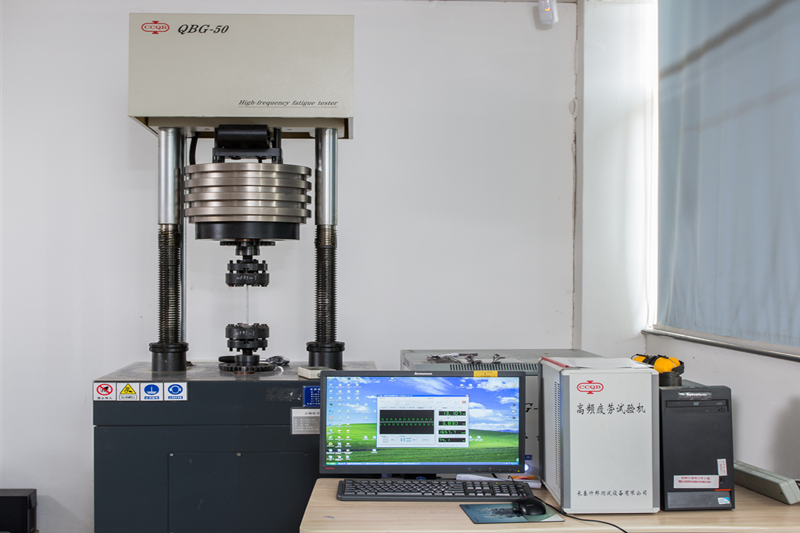 เครื่องทดสอบความล้าด้วยความถี่สูง